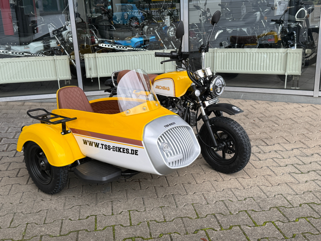 8fd584ff-055f-4f5d-817b-d69d1886553c