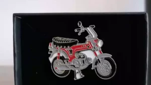Anstecknadel Honda Monkey Dax Motiv